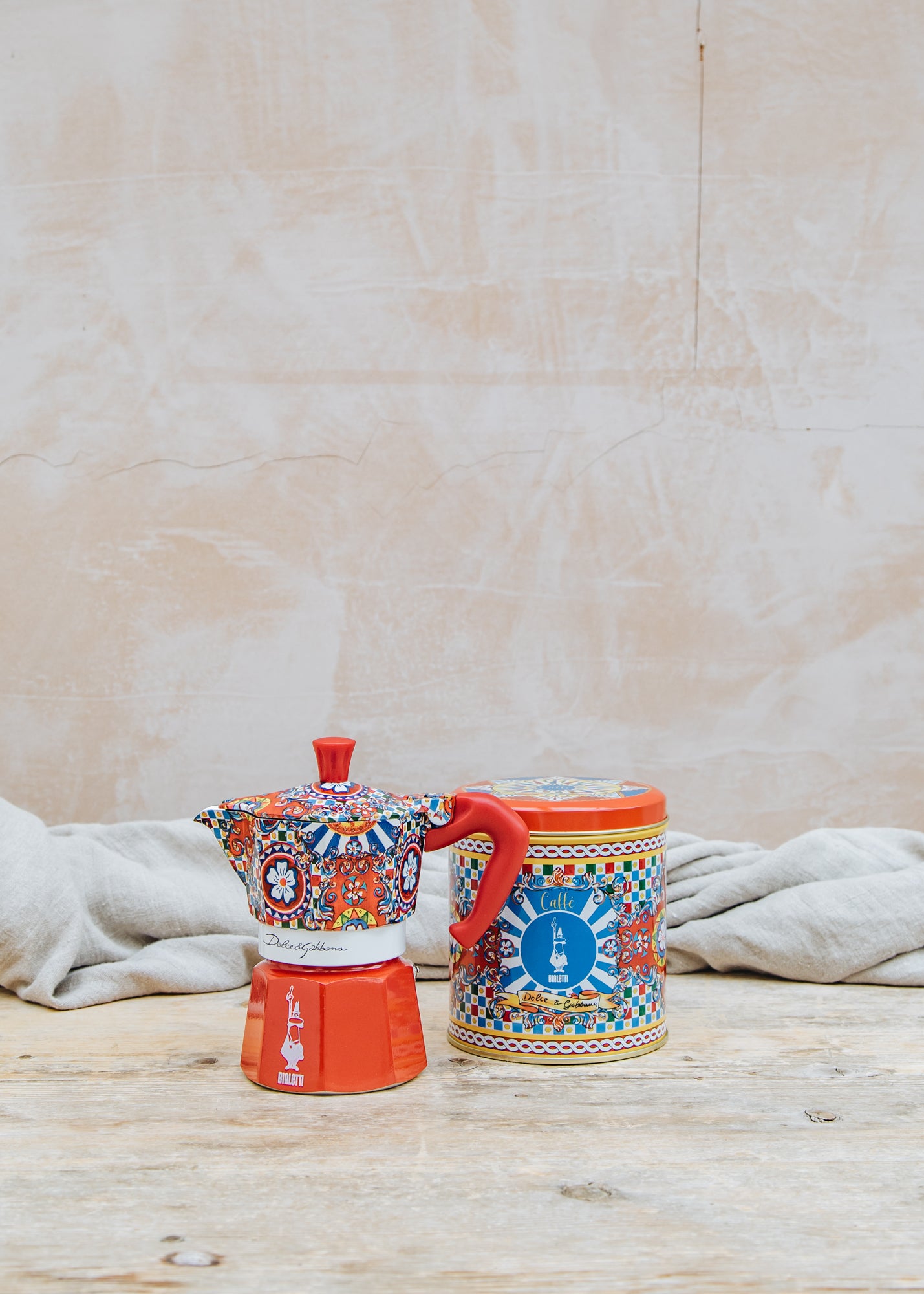 Bialetti Dolce and Gabbana Sicilian Cart Moka Red Gift Set