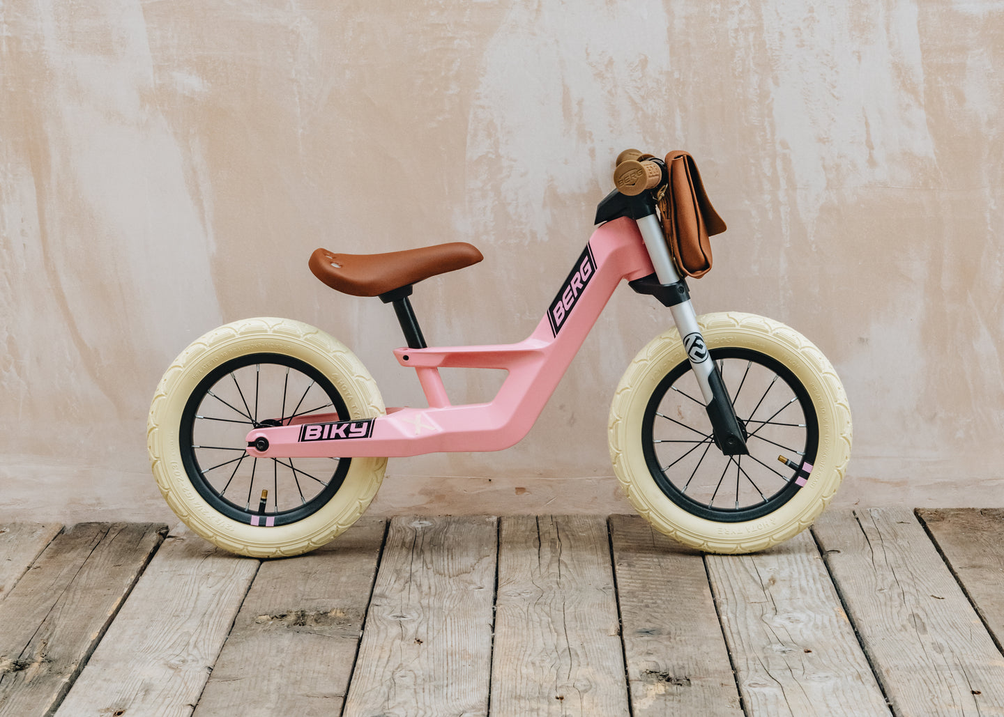 Bergs Biky Retro Pink Balance Bike