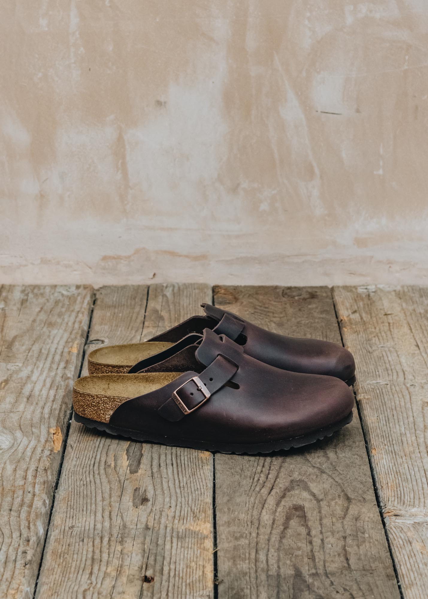 Women's Birkenstock Boston Regular Clogs in Oiled Habana Leather