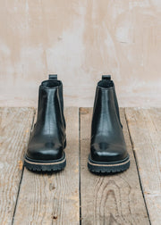 Birkenstock Women's Narrow Birkenstock Highwood Slip-On Chelsea Boots in Black Leather