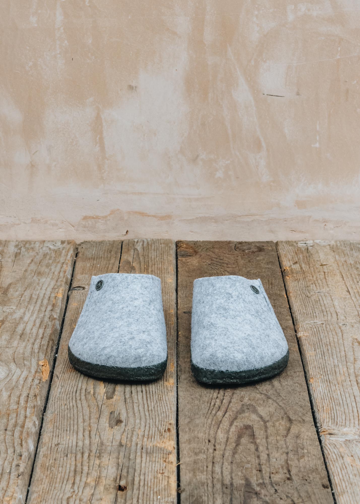 Birkenstock Women's Zermatt Shearling Slippers in Light Grey Wool