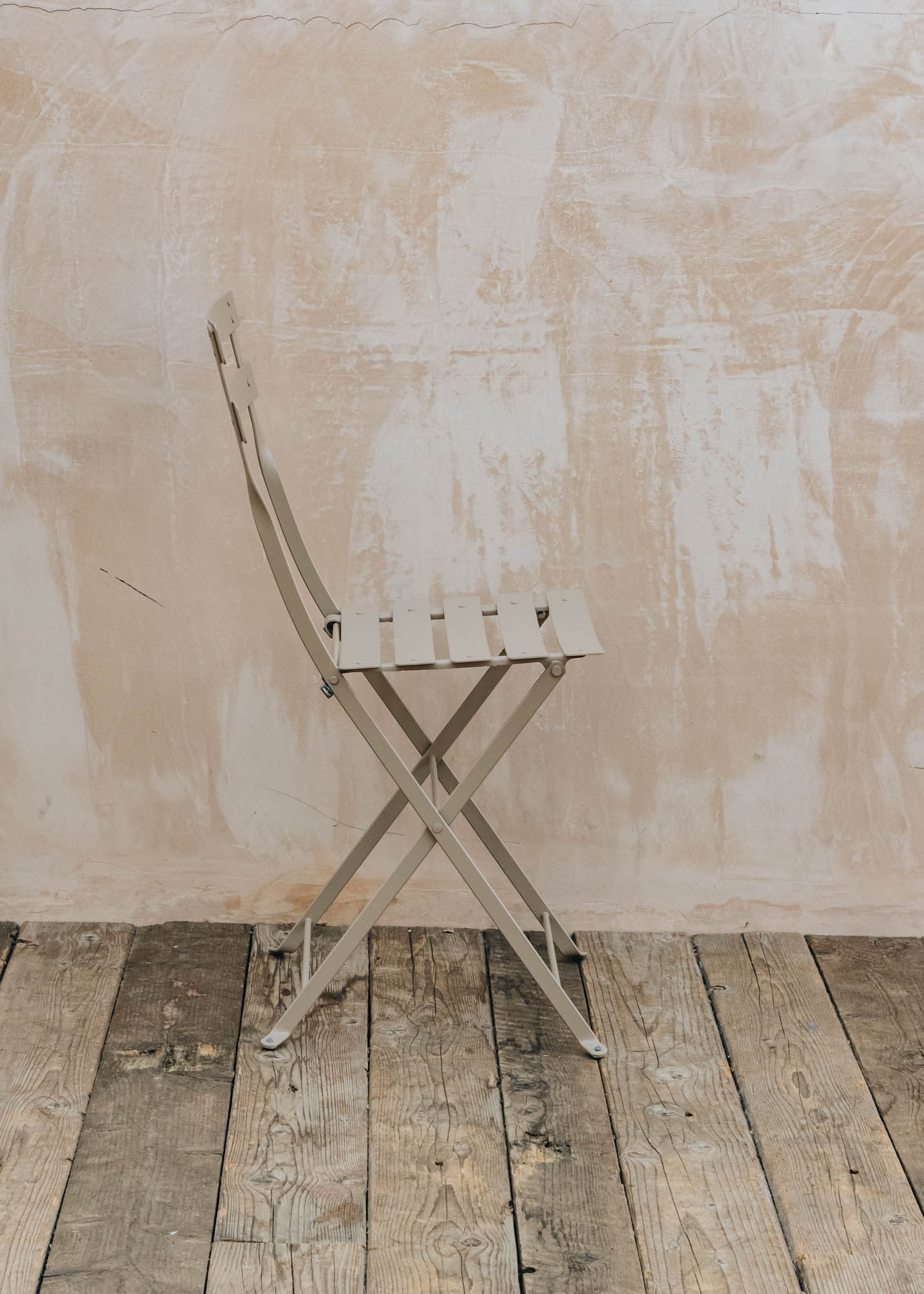 Fermob Fermob Bistro Folding Chair in Nutmeg