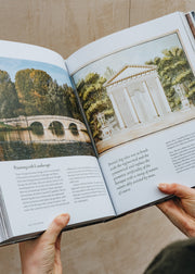Books Blenheim: 300 Years of Life in a Palace