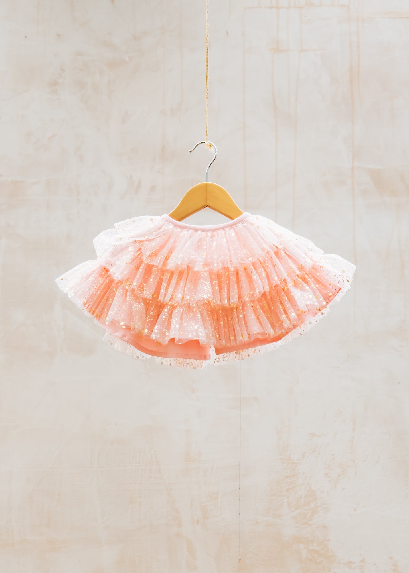 Bob & Blossom Cape in Sparkle Coral