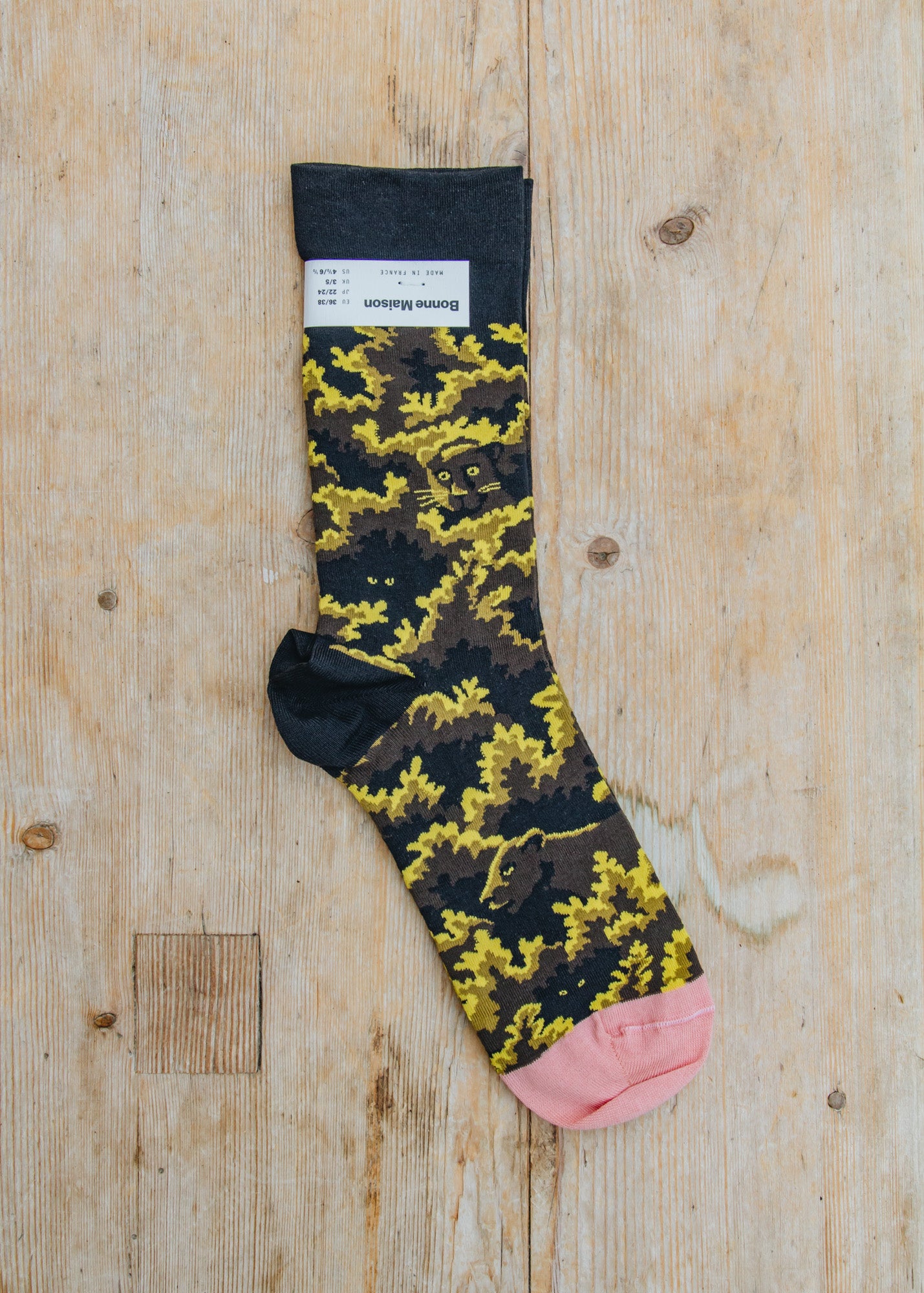Trovelore Faux Noir Feuillage Socks