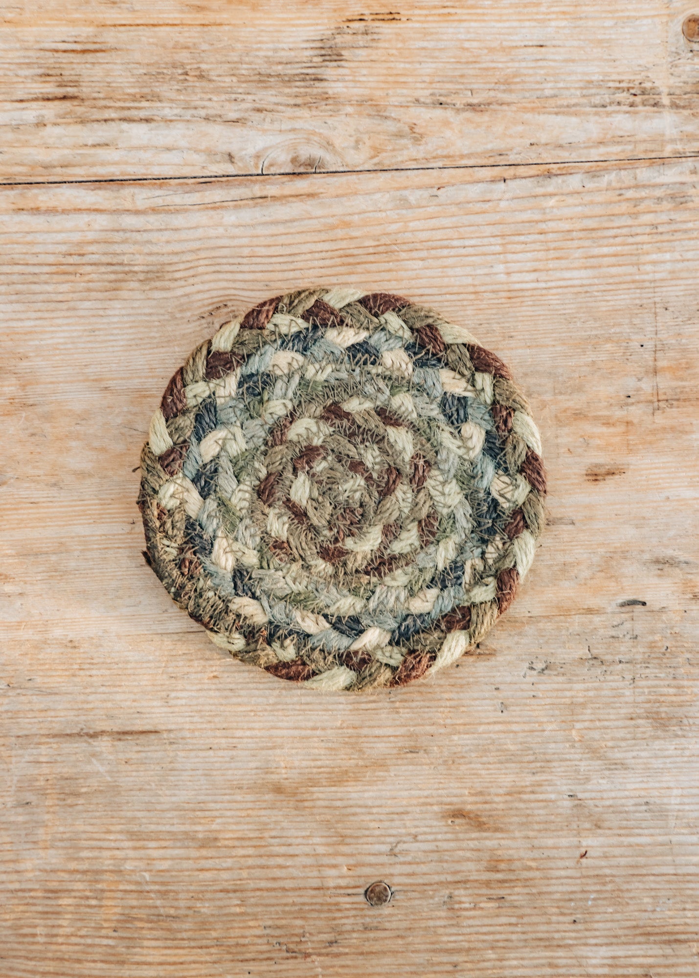 Van Deurs Coaster in Hedgerow
