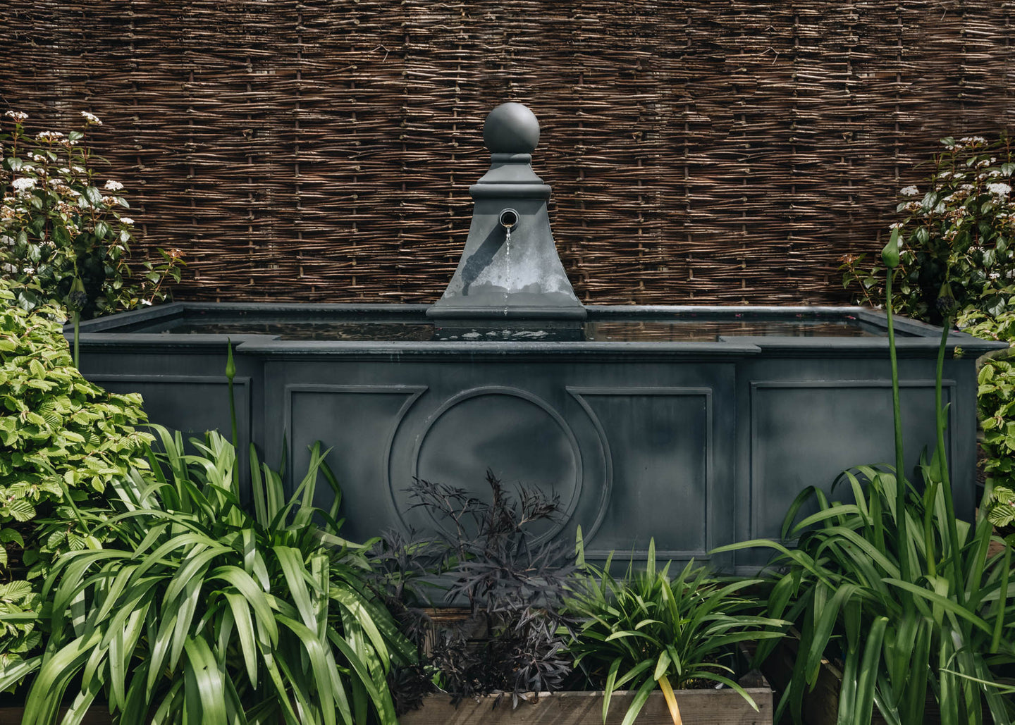 Bruges Trough Zinc Water Feature