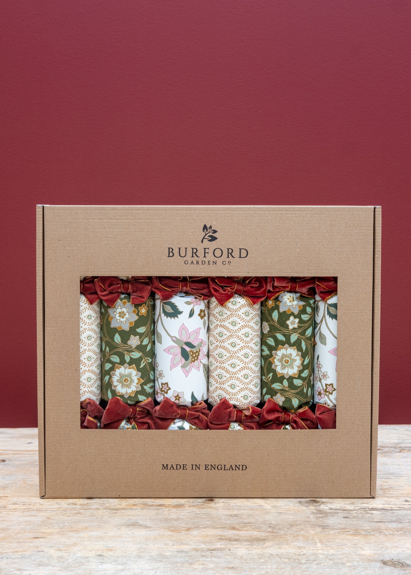 Burford Garden Co. Luxury Christmas Crackers with Red Ribbon