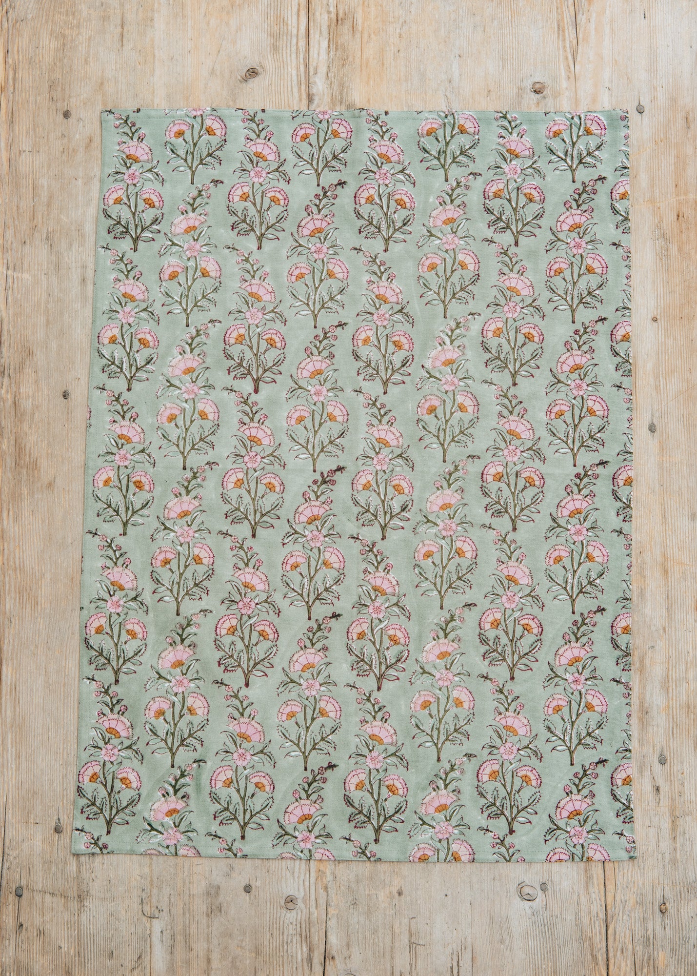 Bungalow Calla Artichoke Kitchen Towel
