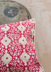 Bungalow Chameli Raspberry Cushion