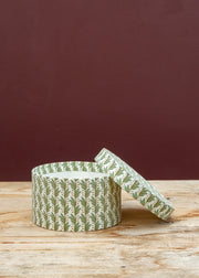 Bungalow Naya Fern Round Gift Box Set