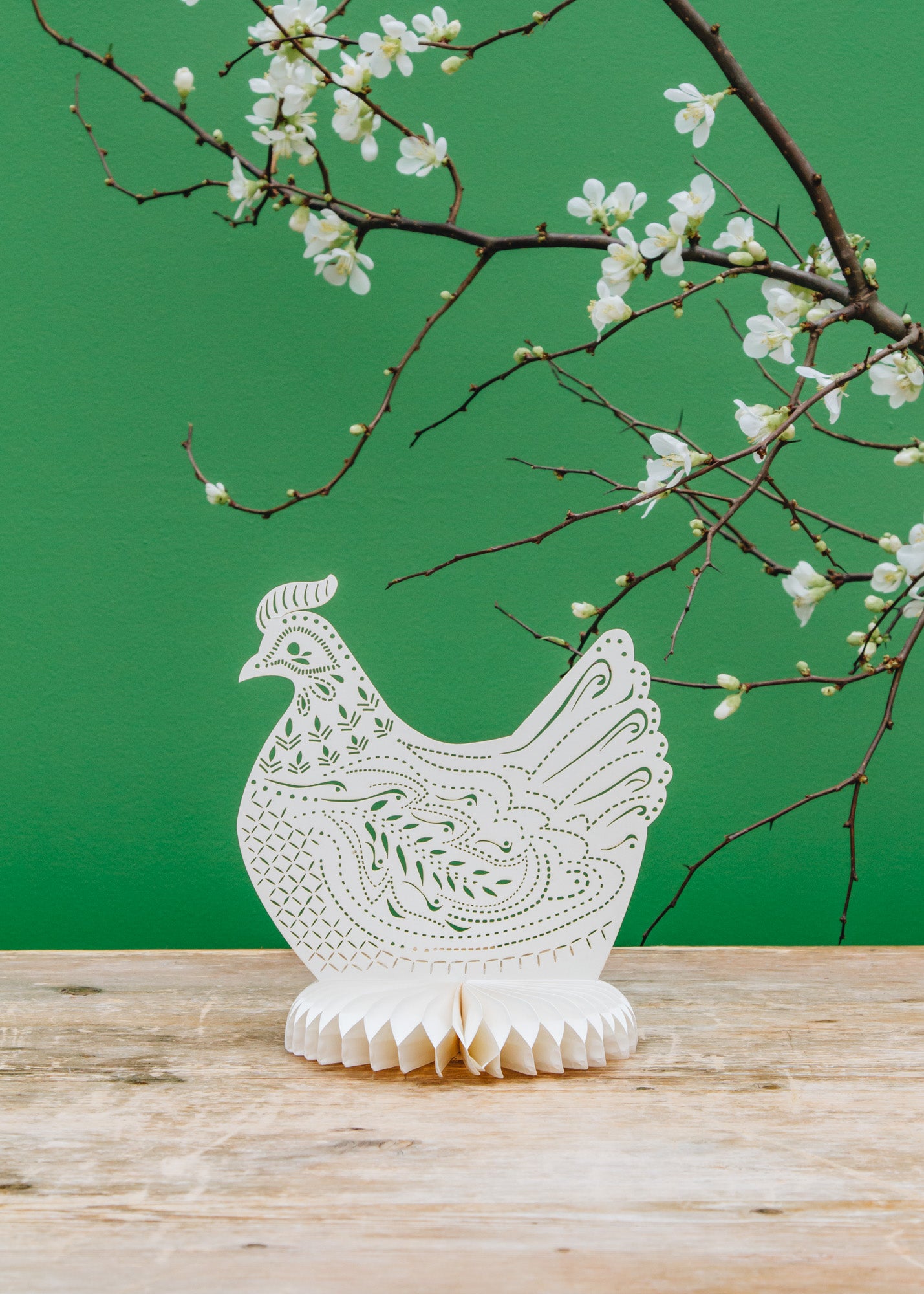 Standing Hen Paper Decoration in Off White, 21cm