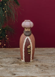 Bungalow Wise King with Pink Headdress