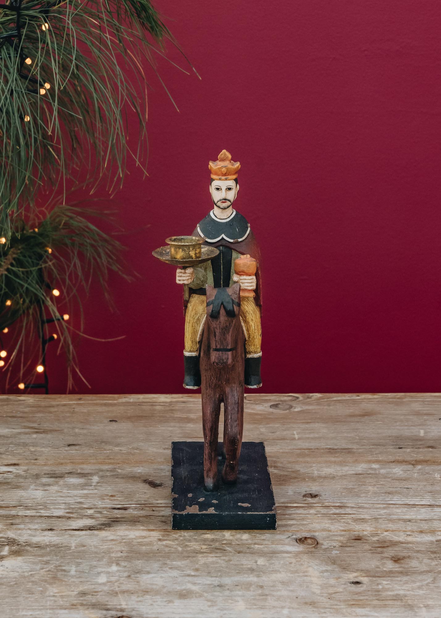 Bungalow Wise Man on Brown Horse