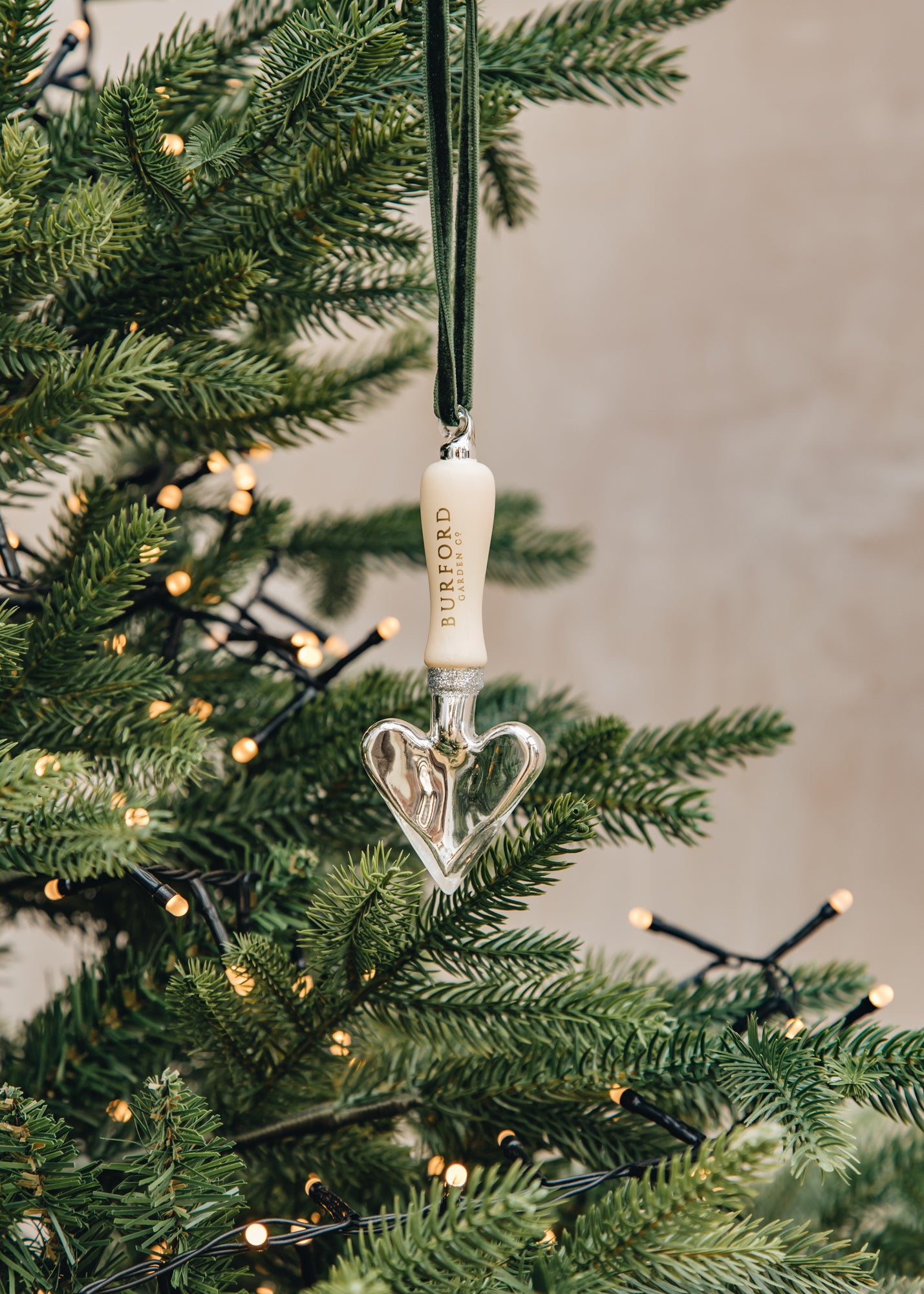 Glass Heart Shaped Garden Trowel Decoration – Burford Garden Co.