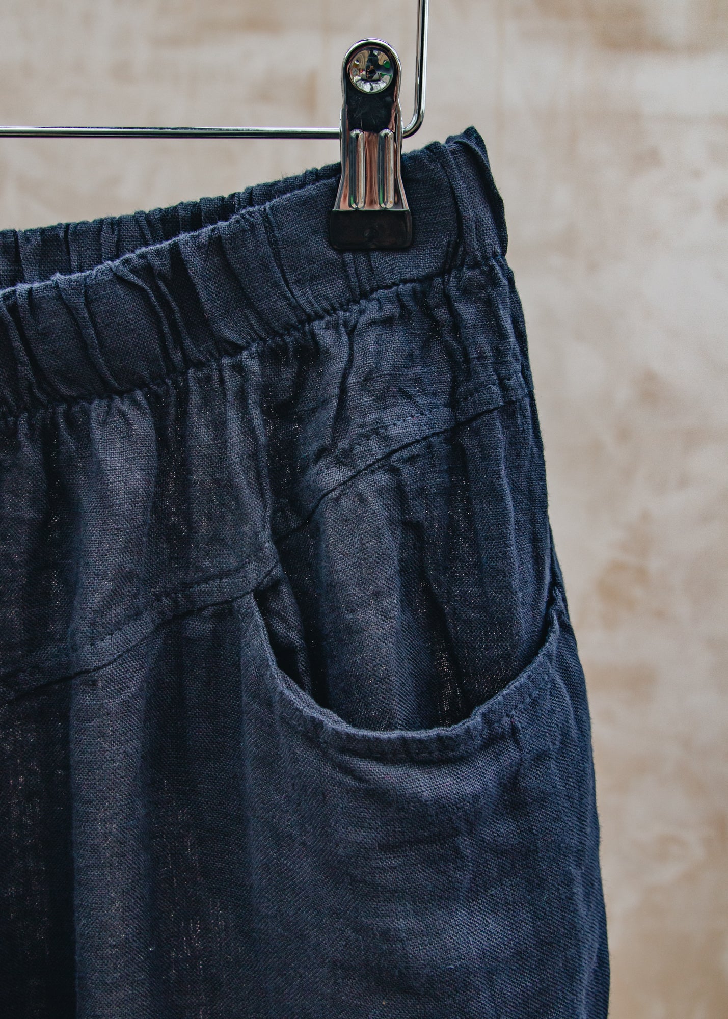Burford Garden Co. Long Trousers in Dark Navy Linen