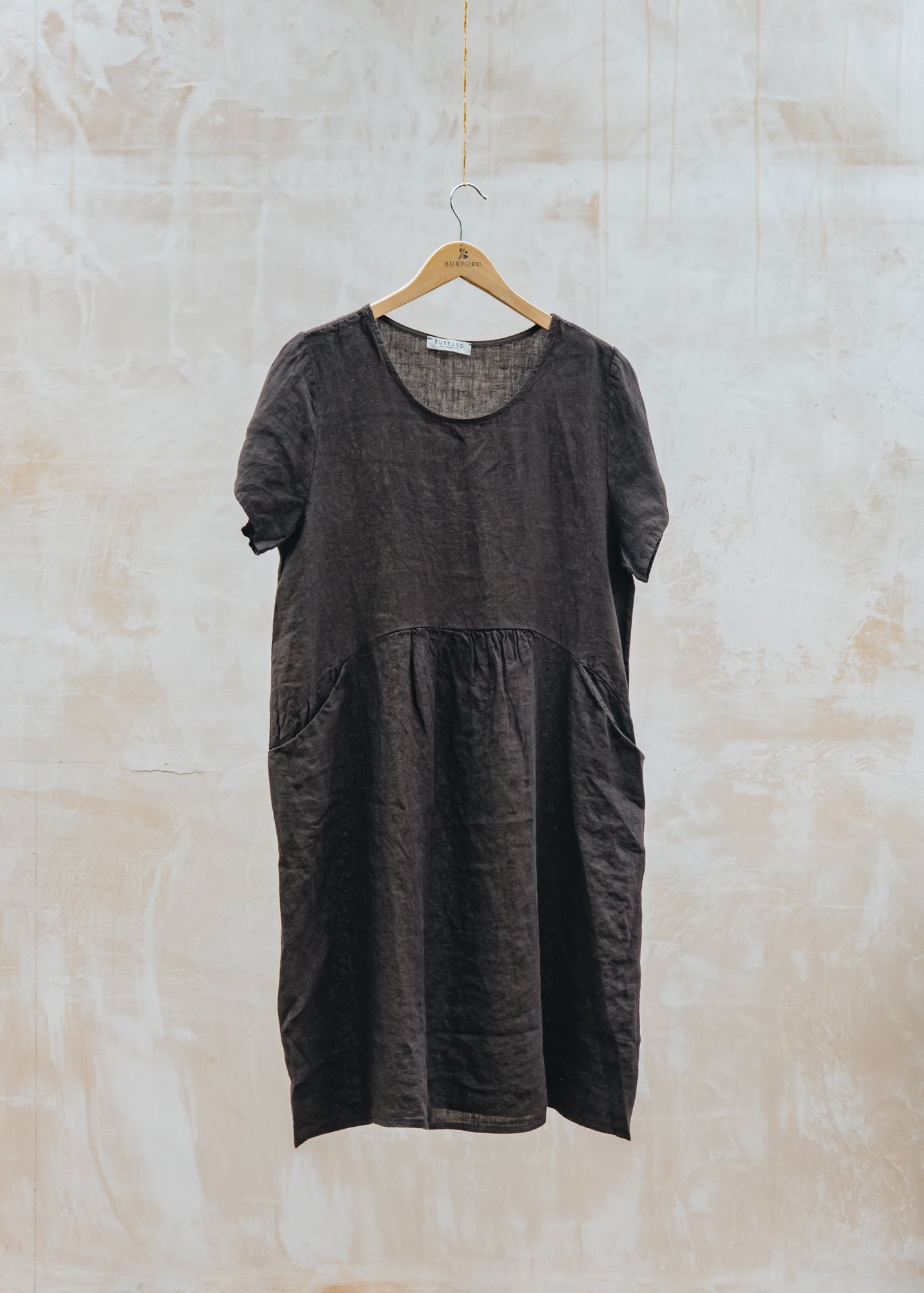Round Neck Dress with Pockets in Chocolate Brown