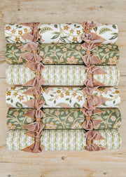 The Free Range Cracker Co. Luxury Christmas Crackers with Pink Ribbons
