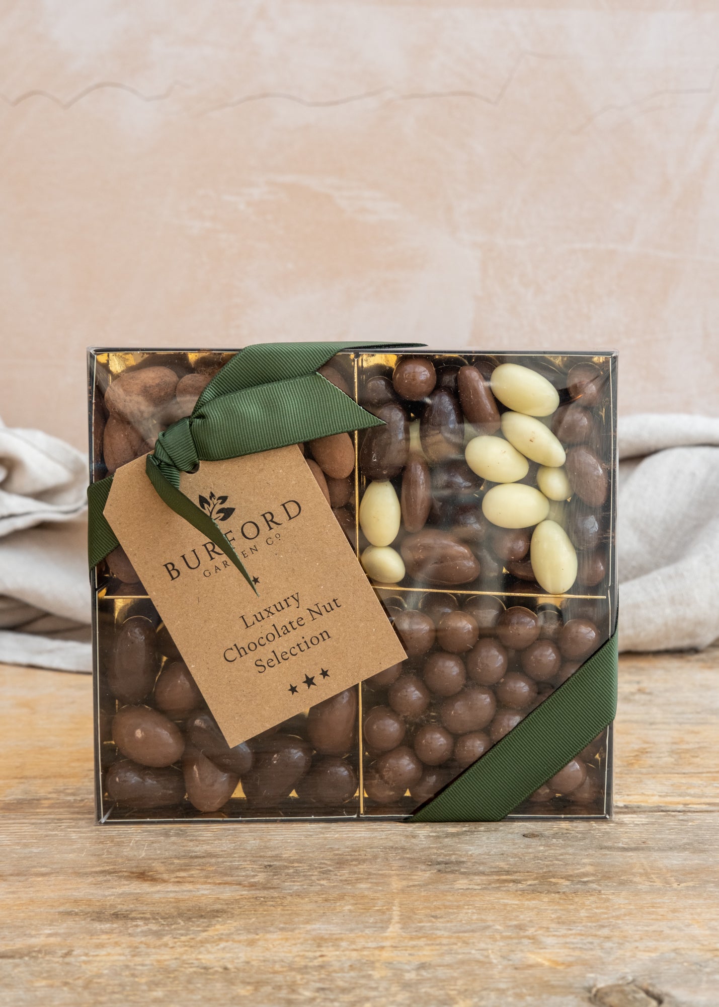 Luxury Chocolate Nut Selection, 485g