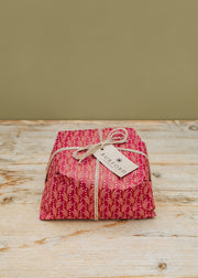 Burford Garden Co. Panettone Tradizionale with Red Leaves Paper Design, 500g