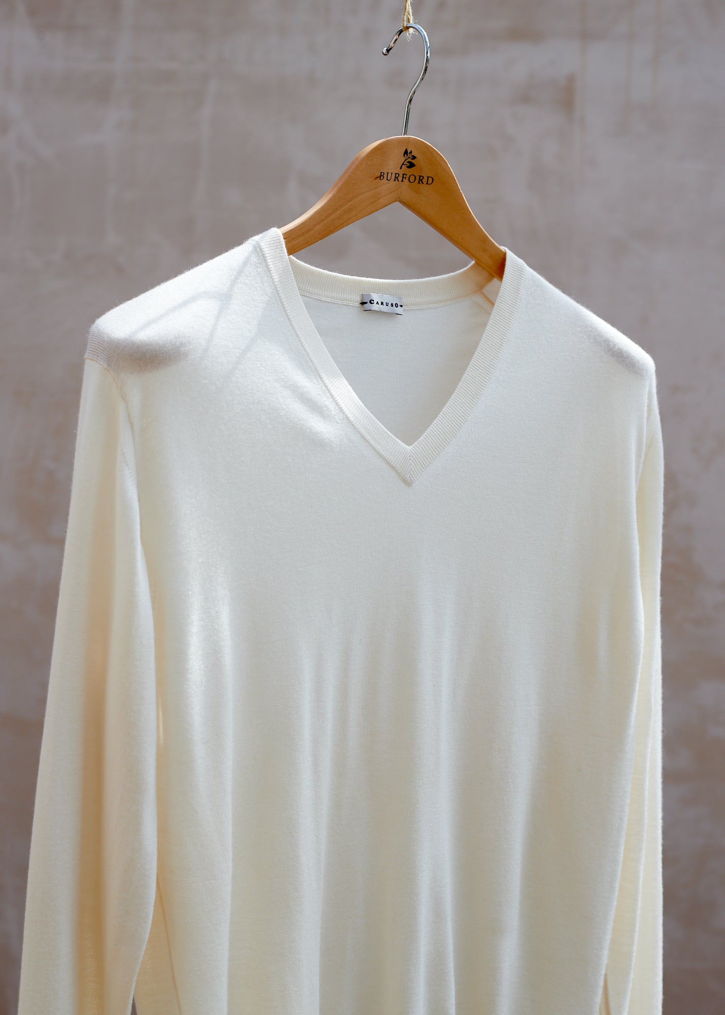Caruso Cashmere/Silk V-Neck - Medium