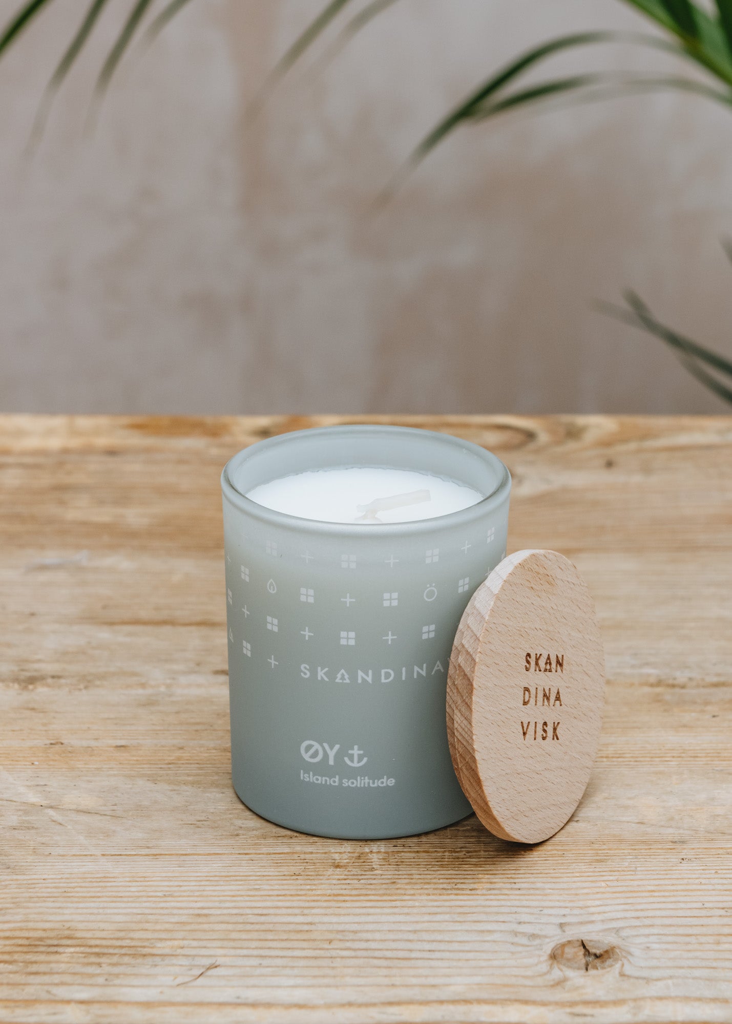 Skandinavisk Skandinavisk Scented Candle in Oy 65g