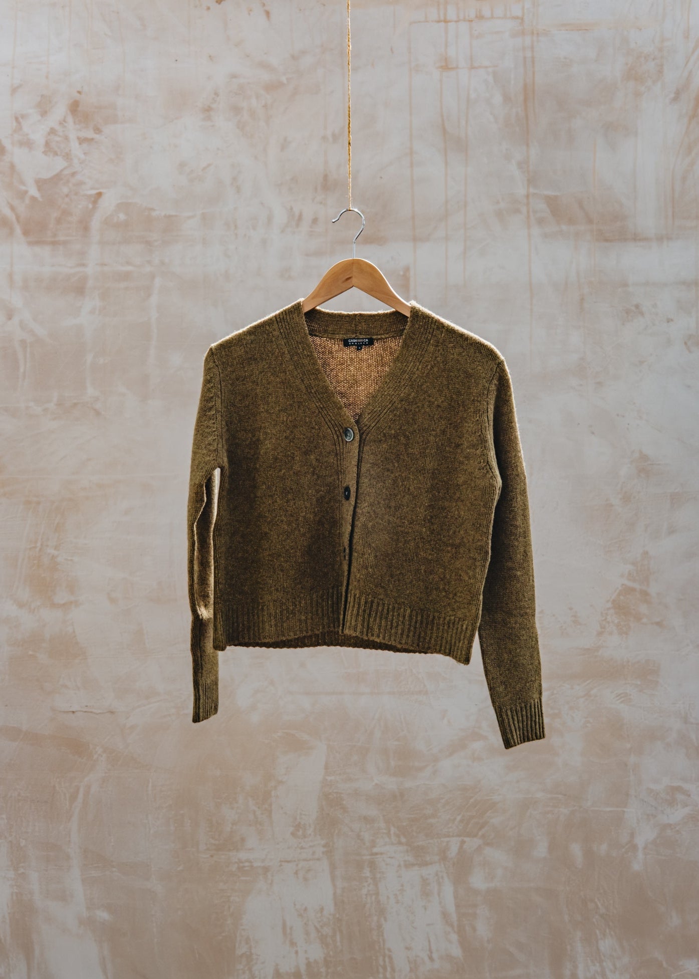 Chunky Long Sleeve V-Neck Cardigan in Olive