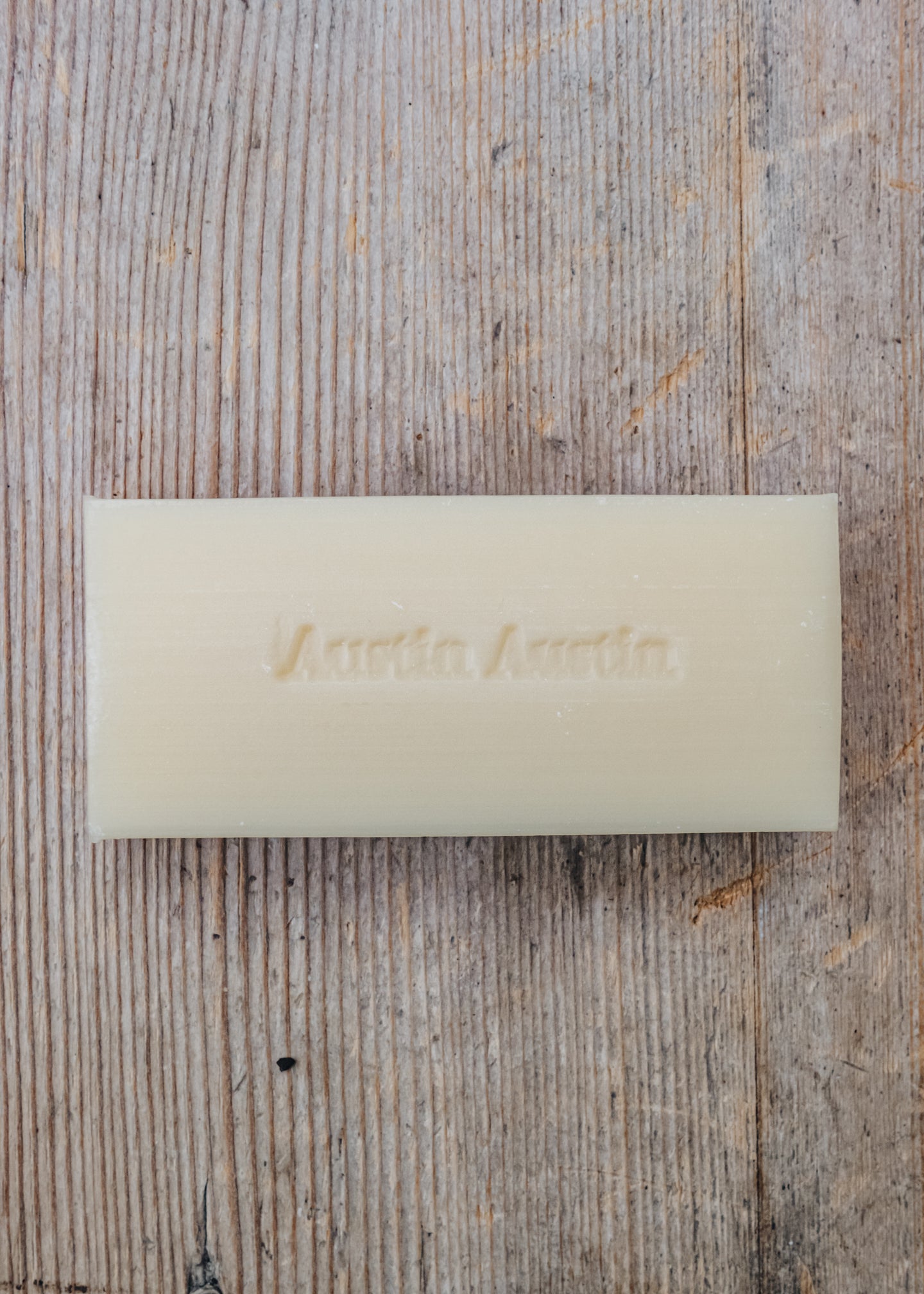 Austin Austin Soap Bar in Cedar Wood and Ylang Ylang