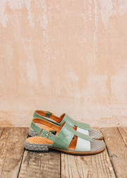 Birkenstock Winda Shoes in Jade Sucre