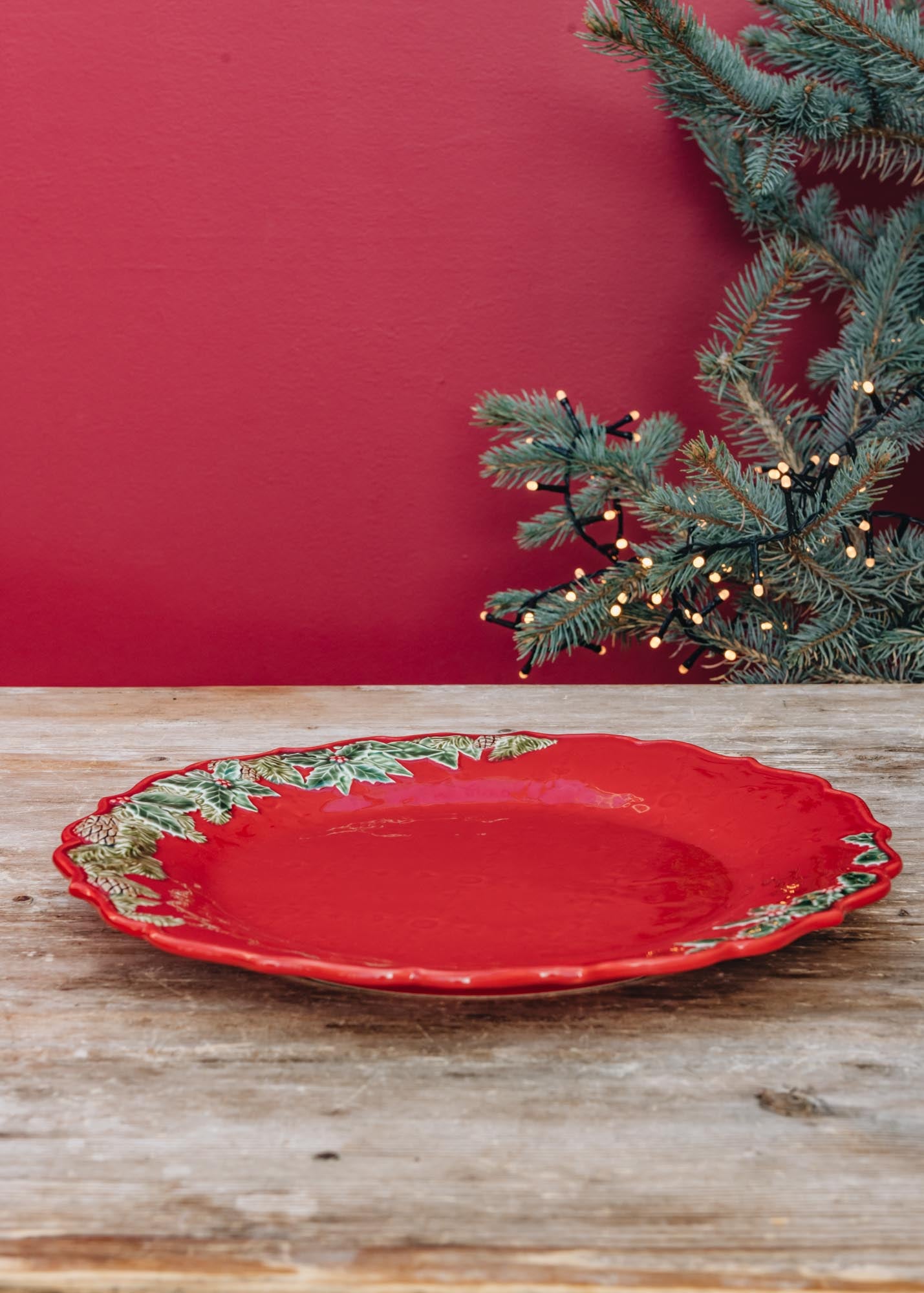 Bordallo Pinheiro Christmas Garland Charger Plate