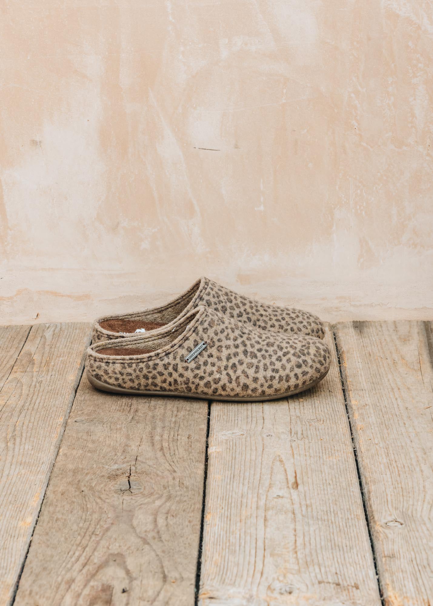 Women's Cilla Slippers in Leopard