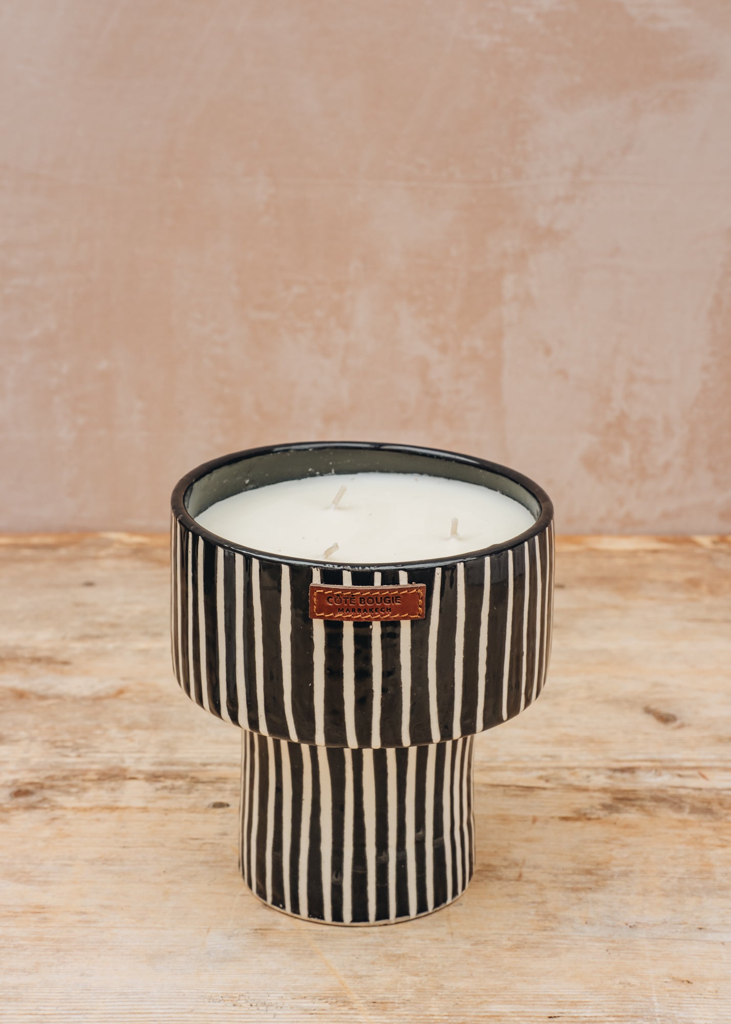 Simone et Georges Medium Zébré Cup Candle in Marjorelle Mandarin