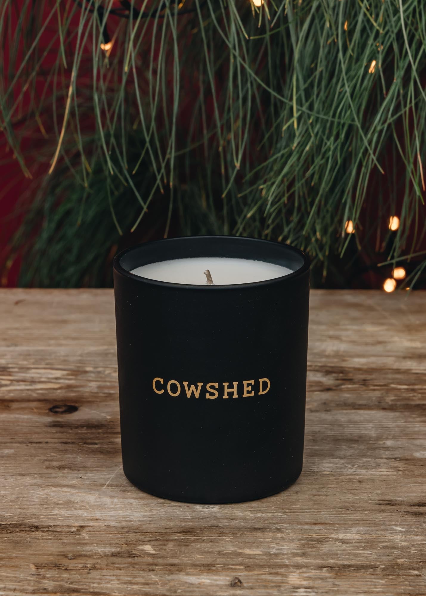 Cowshed Winter Candle, 220g