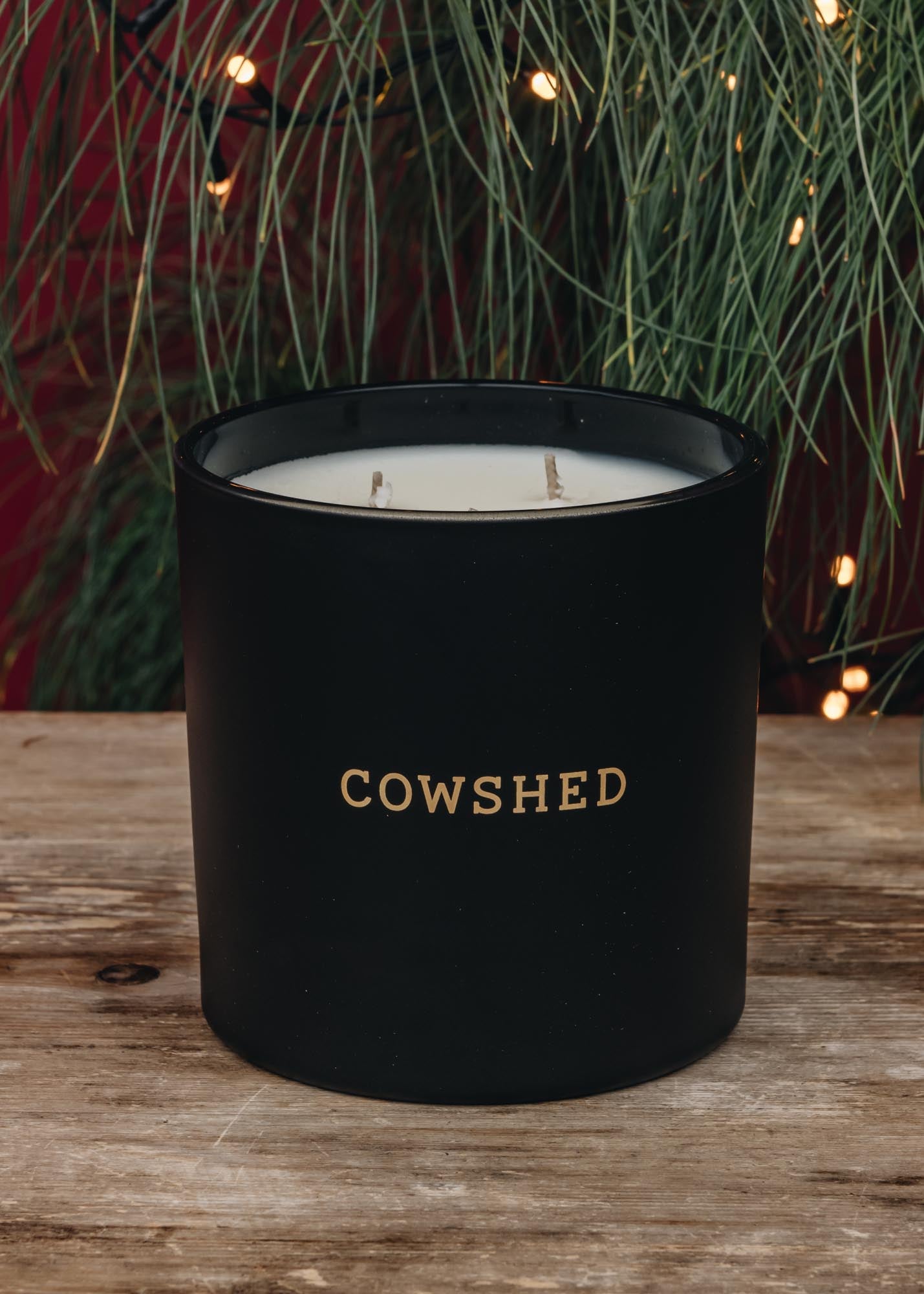 Cowshed Winter Candle, 700g