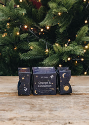 St Eval Orange and Cinnamon Christmas Cracker Candle