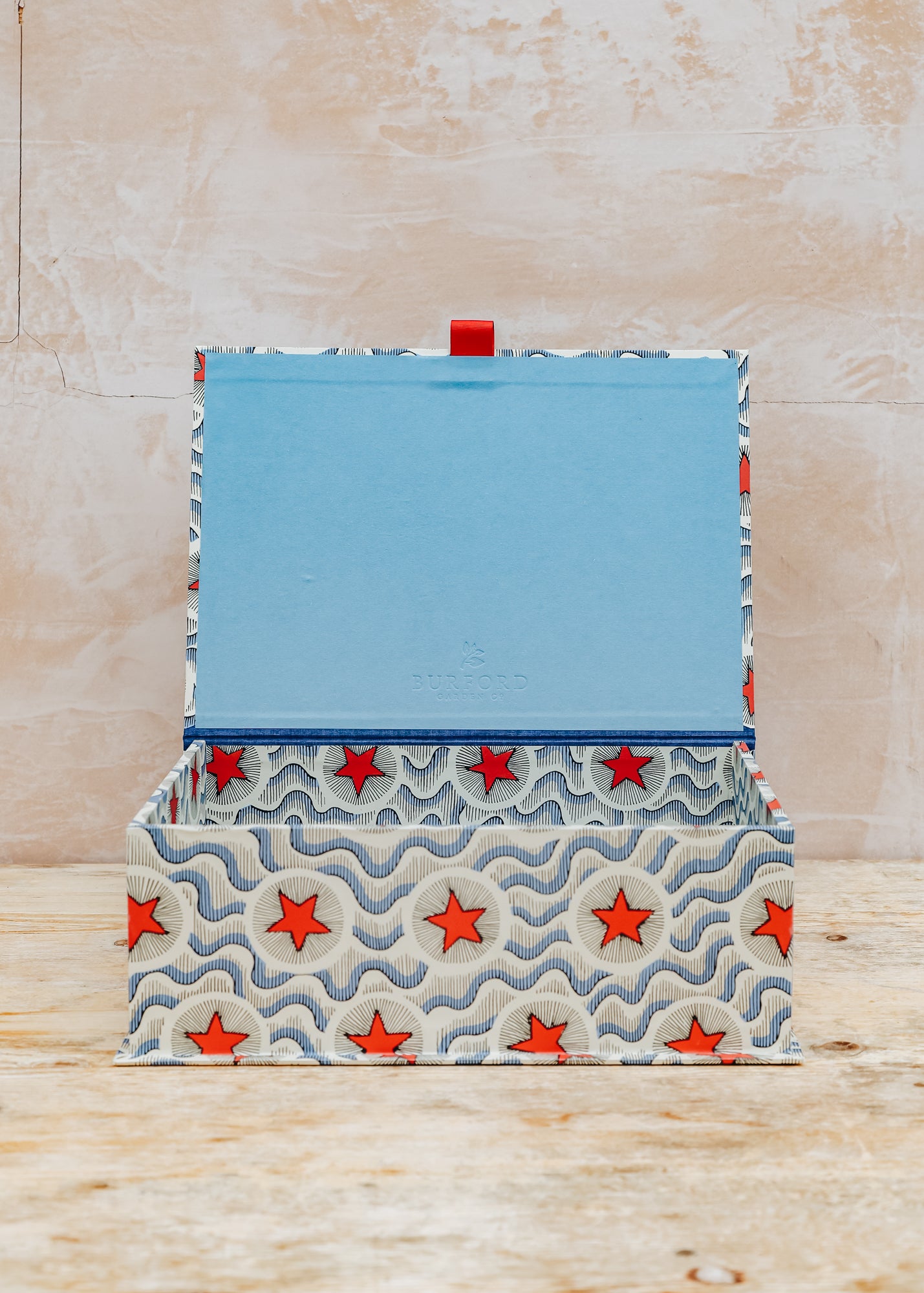 Harris & Jones A4 Keepsake Box in Deep Red Star