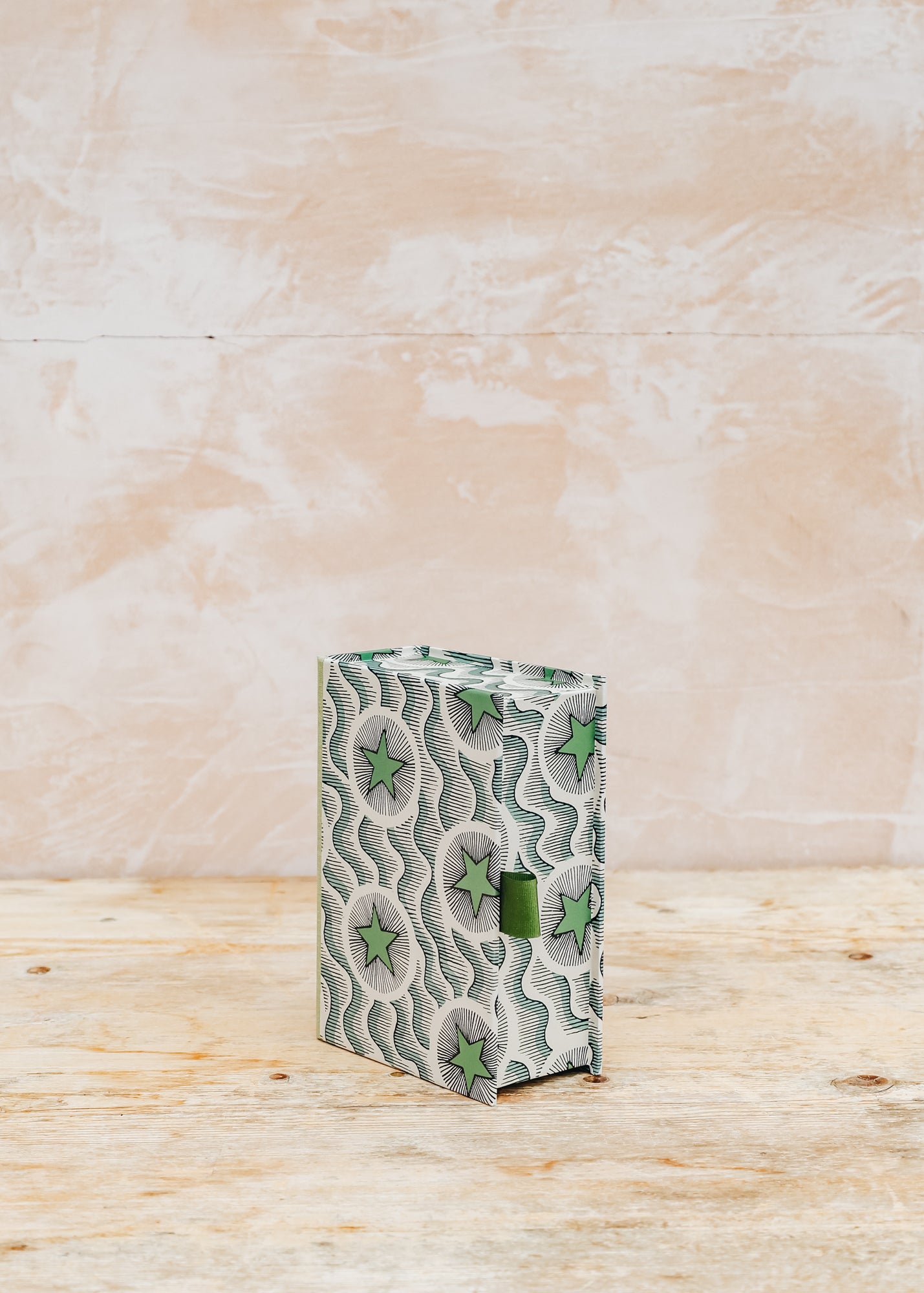 Wooden Spoon A6 Keepsake Box in Green Star