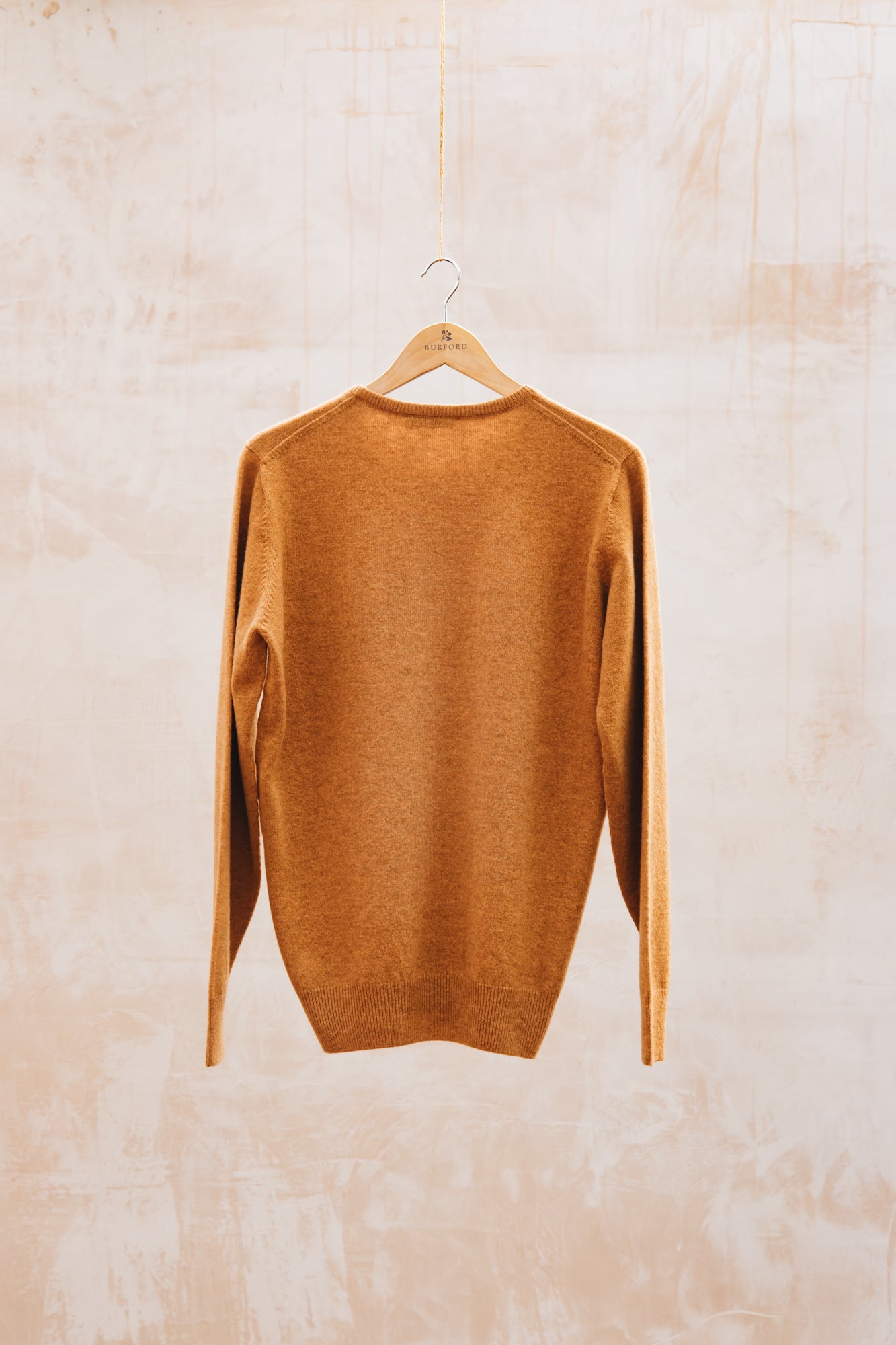 William Lockie Crew Neck Pullover in Gazelle