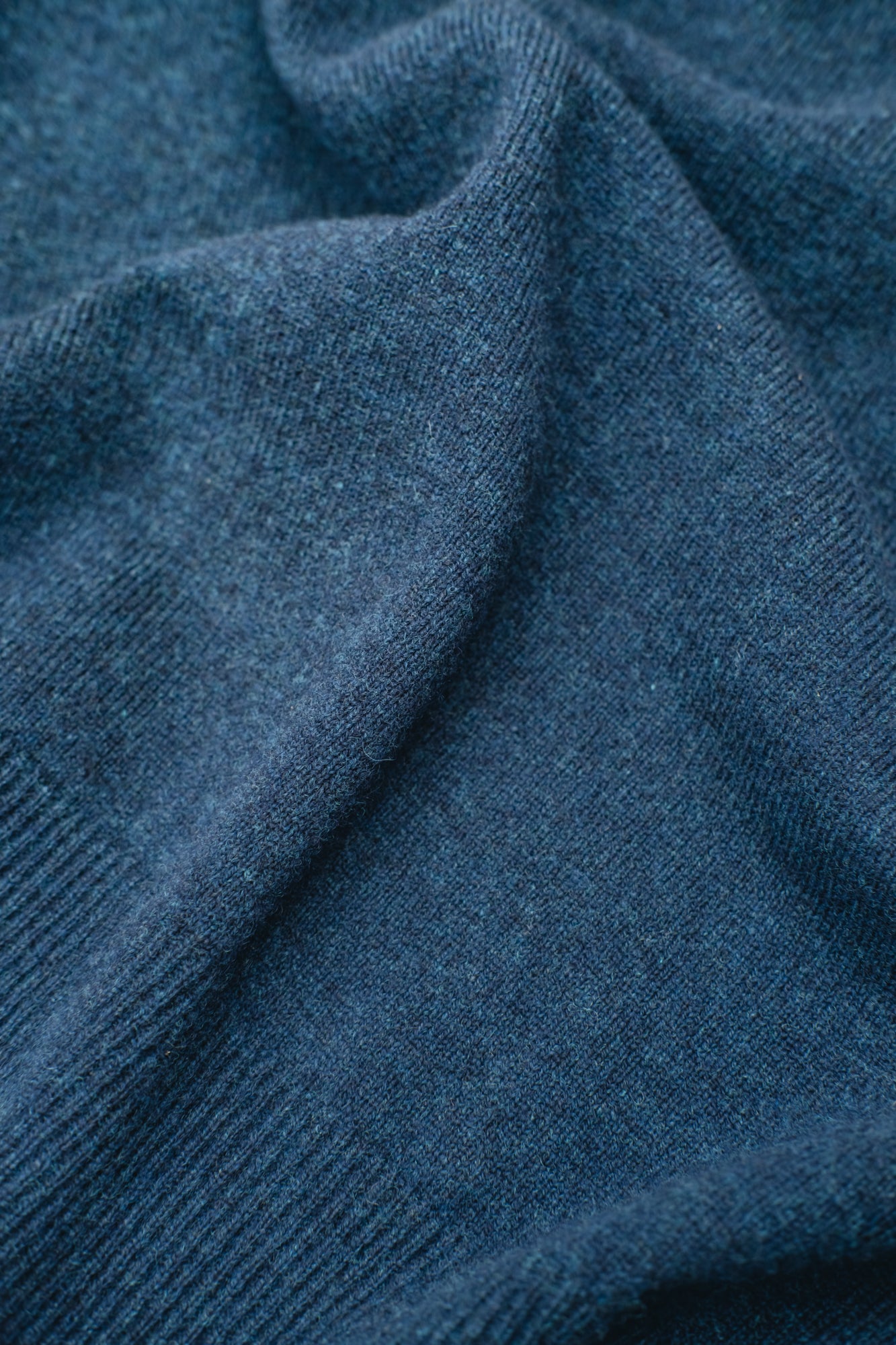 William Lockie Crew Neck Pullover in Regatta