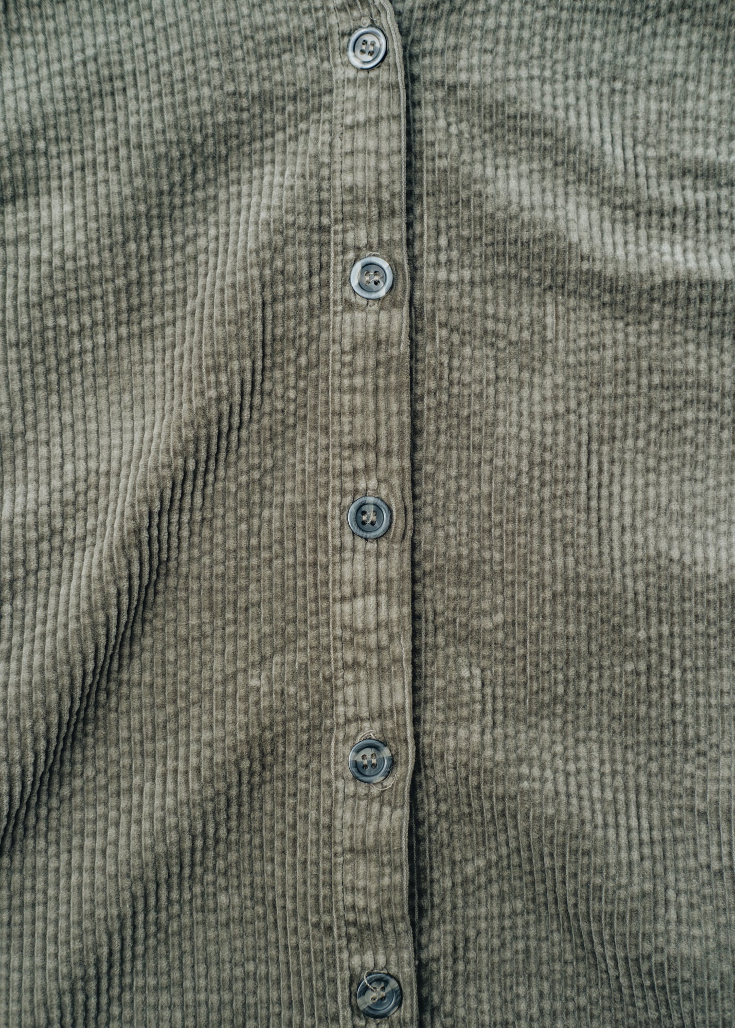 Cut Loose Lux Cord A-Line Shirt in Kelp