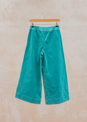 Cut Loose Mini Cord Cropped Trousers with Pockets in Riviera