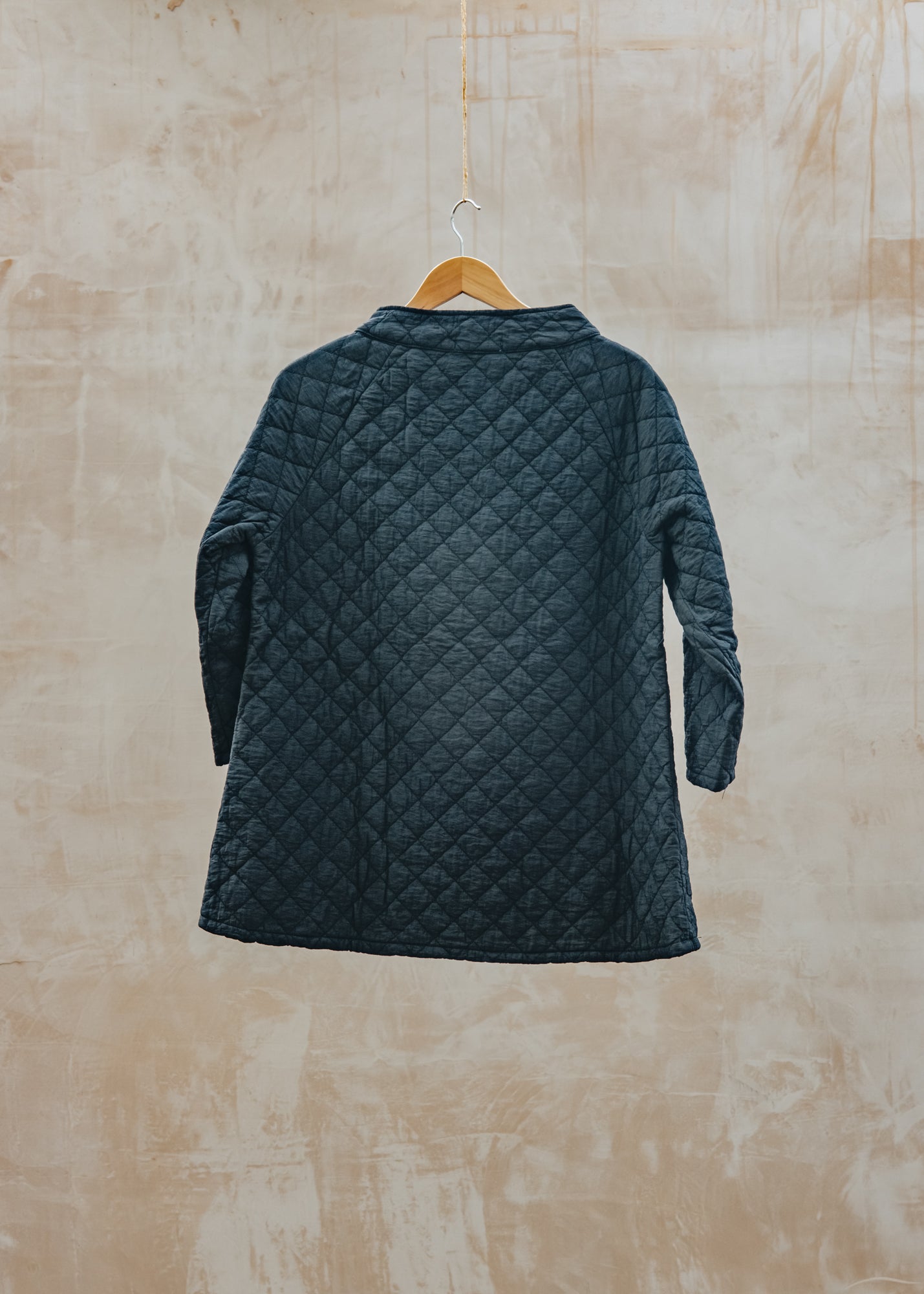 Cut Loose Quilted Parachute Raglan Pocket Top in Etan