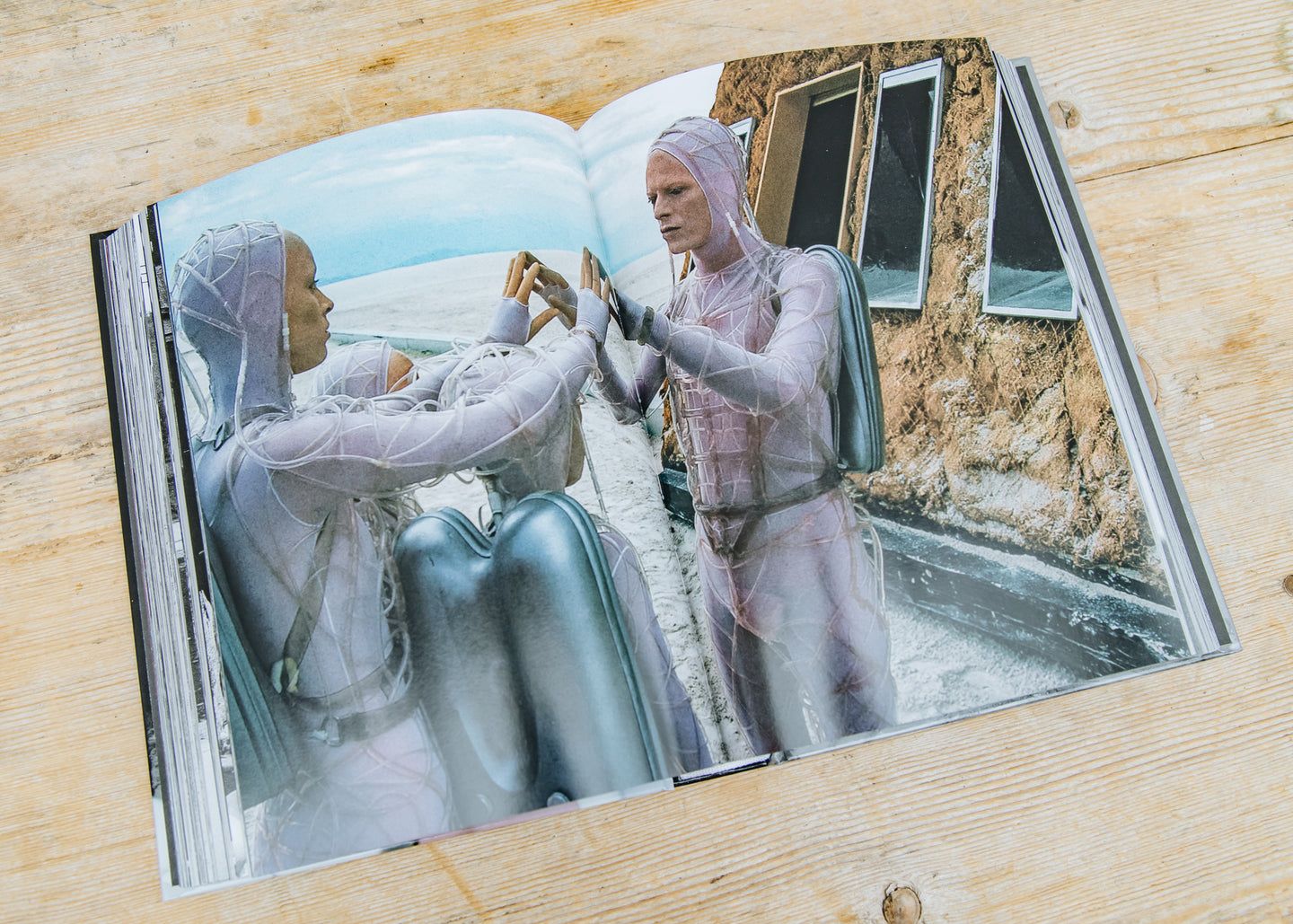 Books David Bowie: The Man Who Fell to Earth