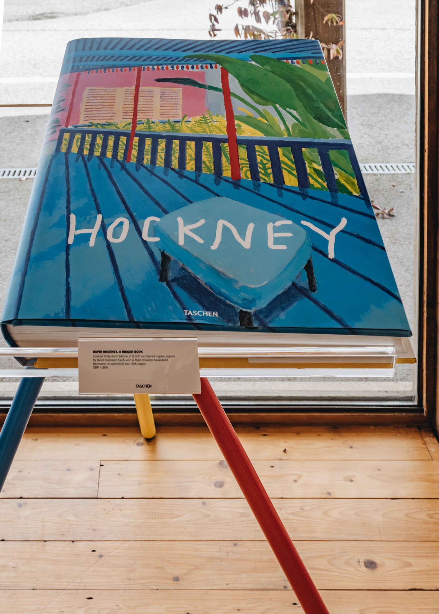 David Hockney A Bigger Book