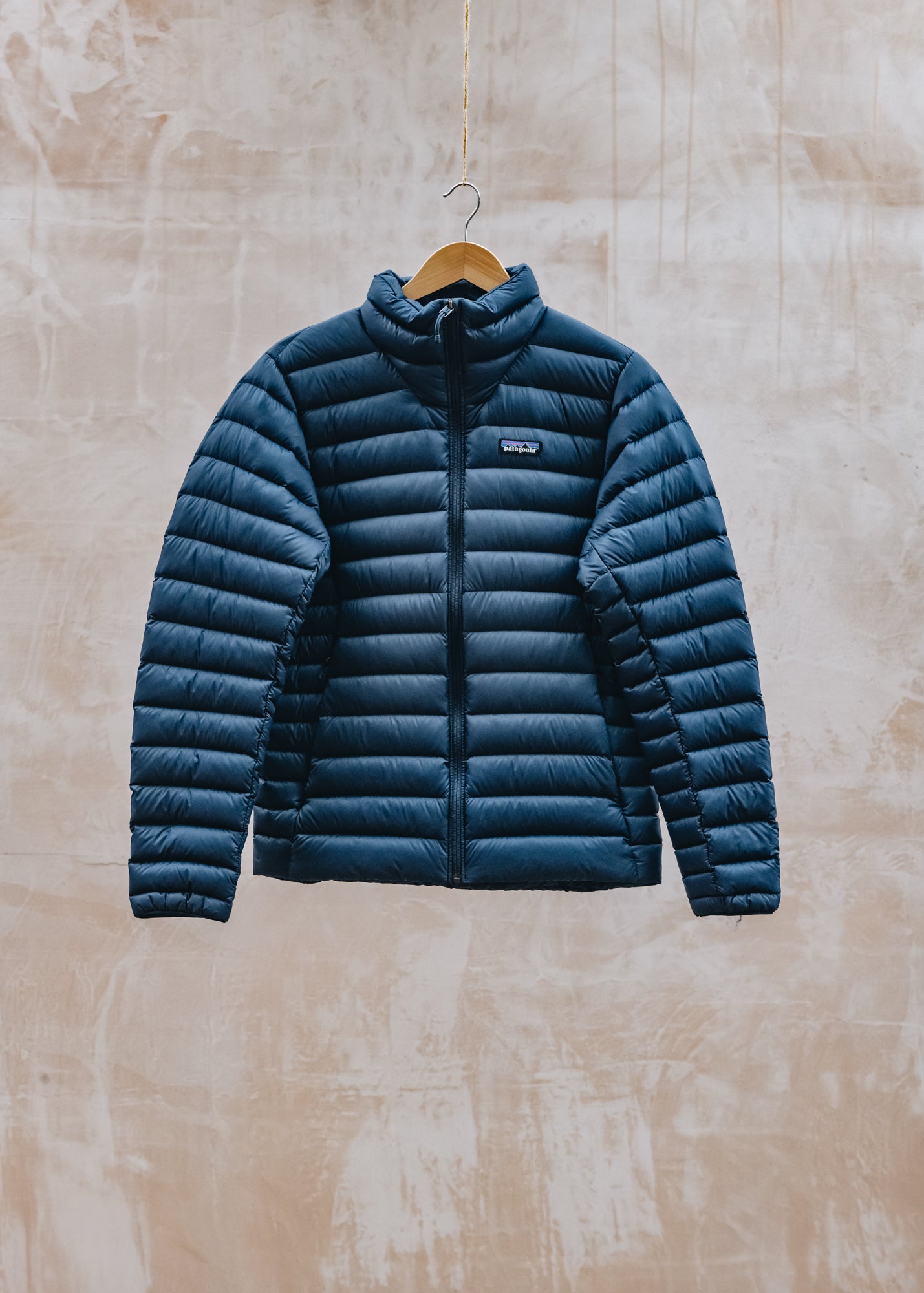 Patagonia Down Sweater Jacket in New Navy