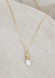 Small Pearl Swivel Necklace in Gold