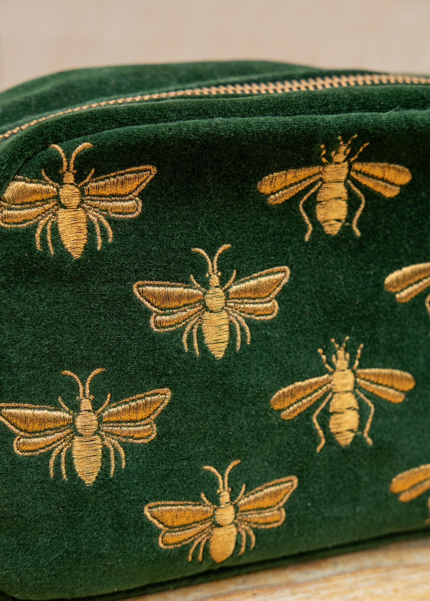 Elizabeth Scarlett Honey Bee Velvet Make Up Bag in Forest
