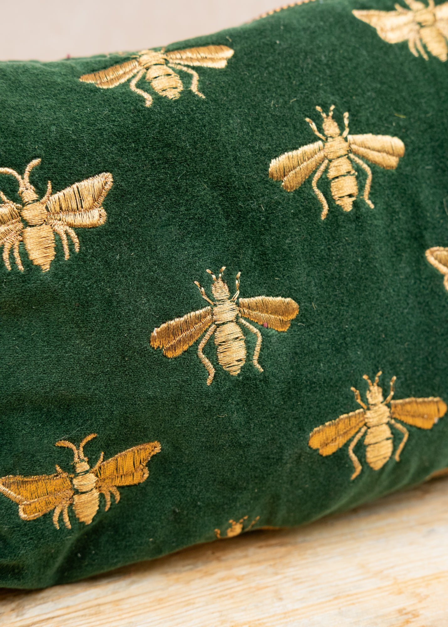 Elizabeth Scarlett Honey Bee Velvet Pouch in Forest