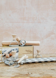 We Love Pasta Ravioli and Tortellini Starter Set