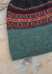 Eribé Alloa Beanie Hat in Braemar and Oakley
